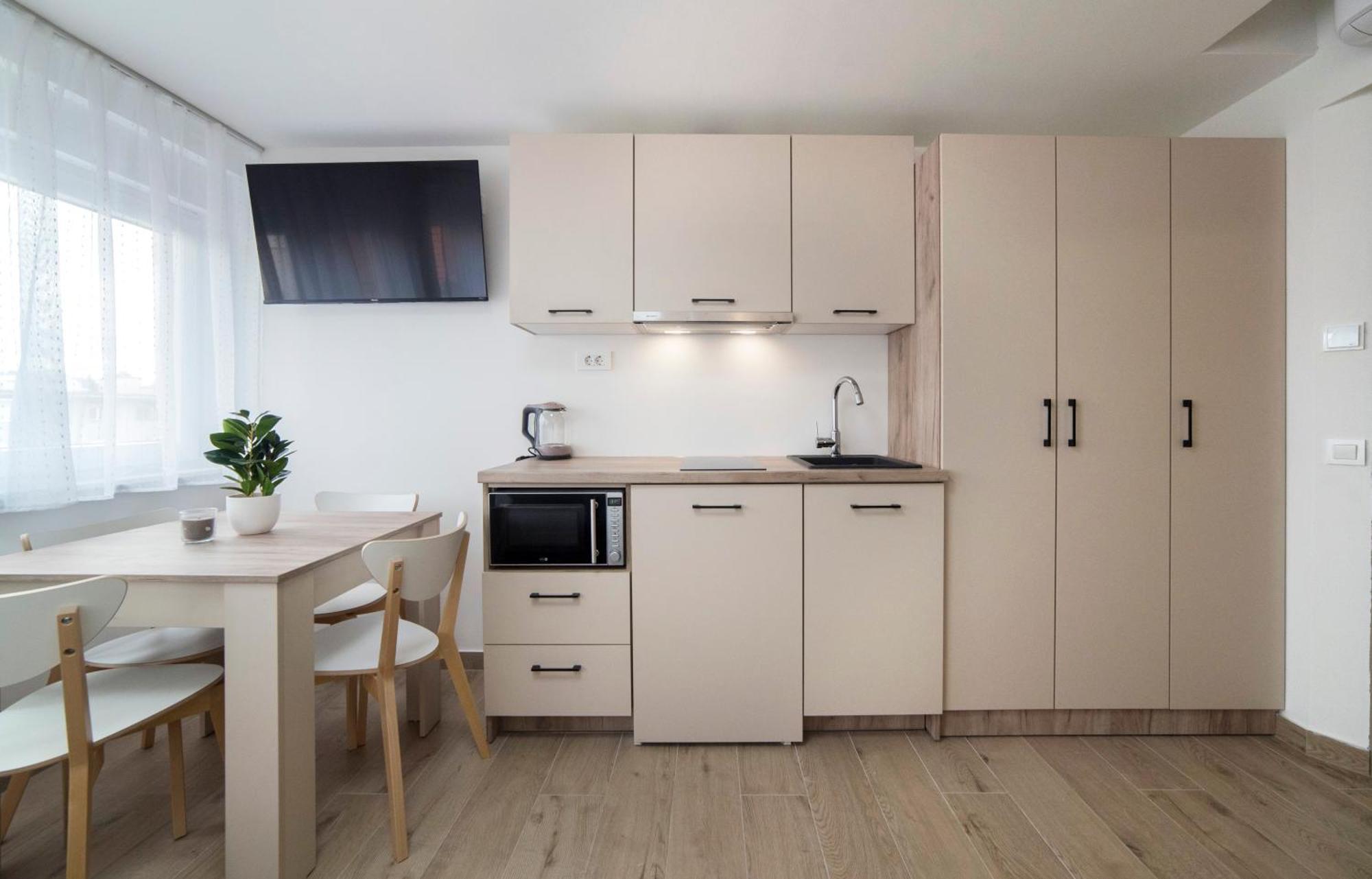 Apartments Pamer, 4Th Floor, No Elevator Zagreb Exterior photo
