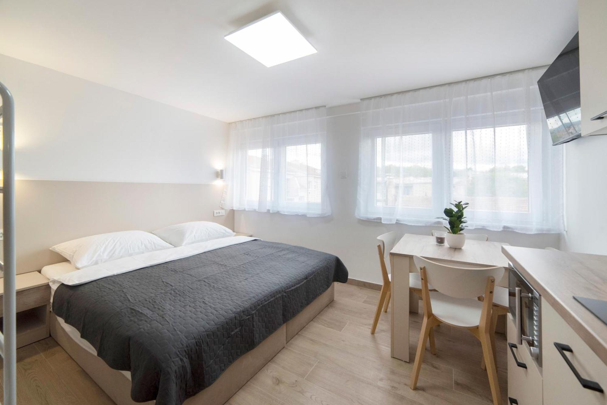 Apartments Pamer, 4Th Floor, No Elevator Zagreb Exterior photo